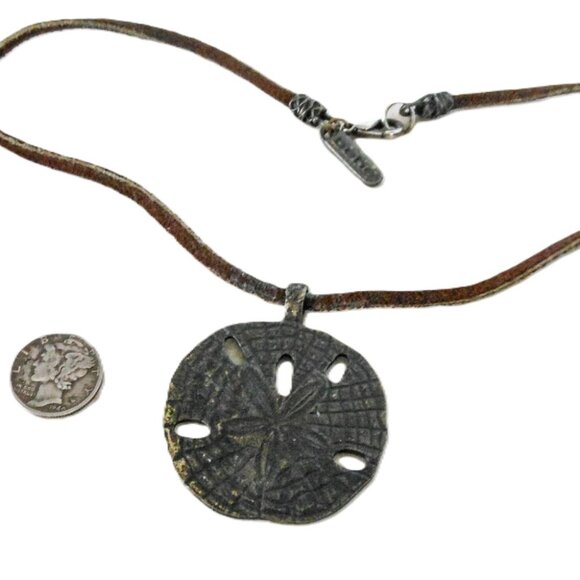 Vintage Y2K Bebe Sand Dollar Pendant Necklace - Picture 3 of 8